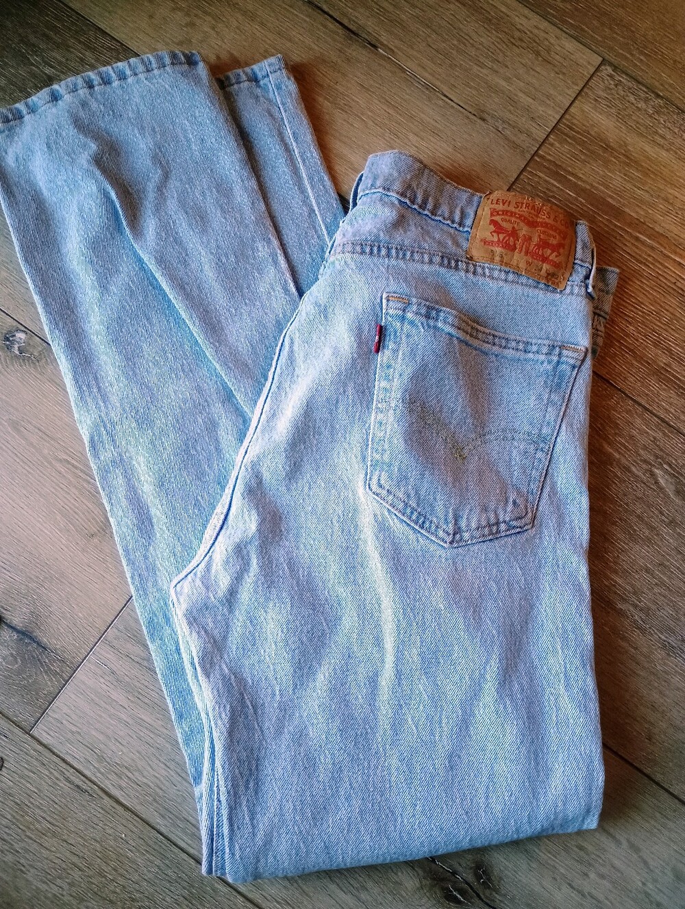 Levi's 505 Jeans Light Wash Denim Men's Size 34x32 Made In Mexico
